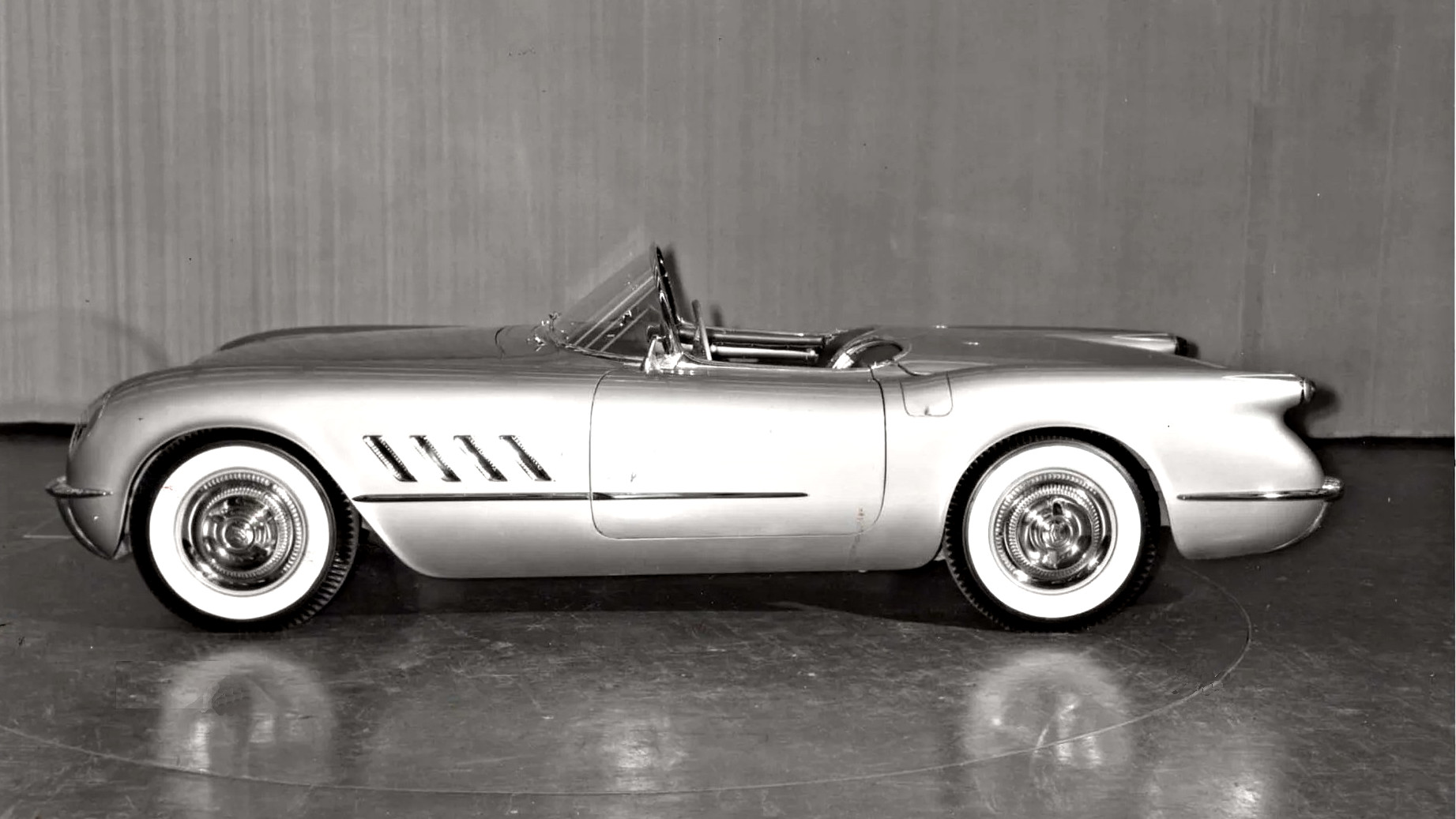 Click to Enlarge-Esc to Close Corvette Generations/C1/C1 1954 Corvette Prototype.jpg